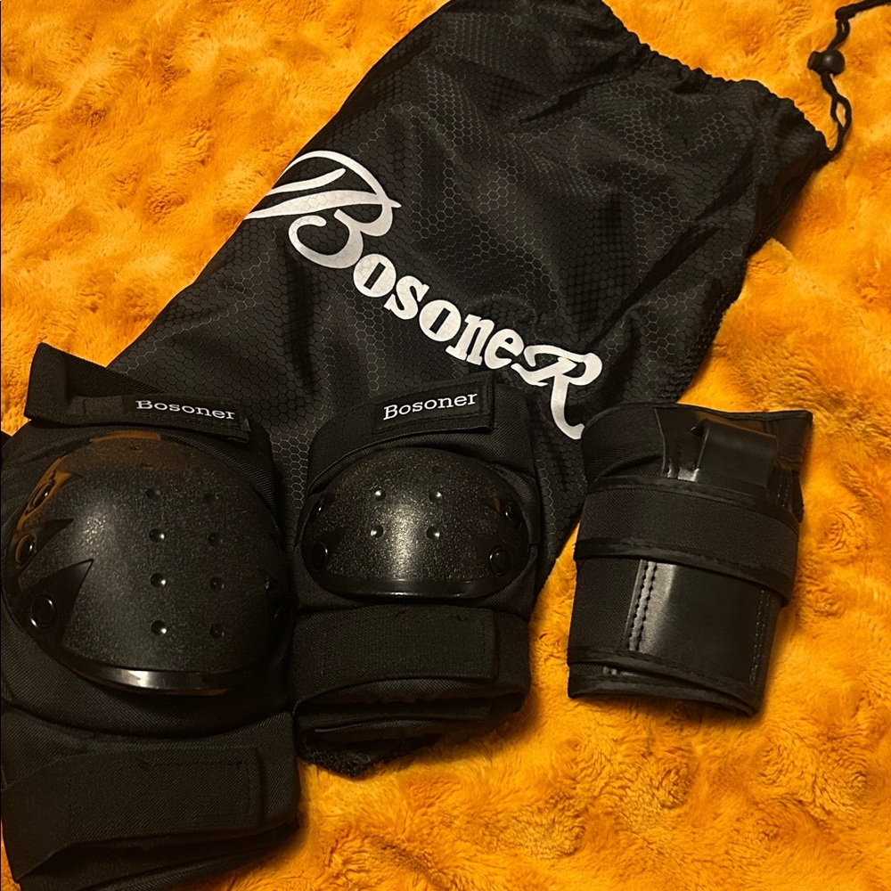 Black Protective Gear Set for Outdoor Games